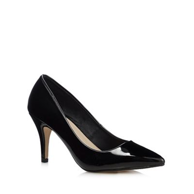 Red Herring Black pointed wide fit high court shoes